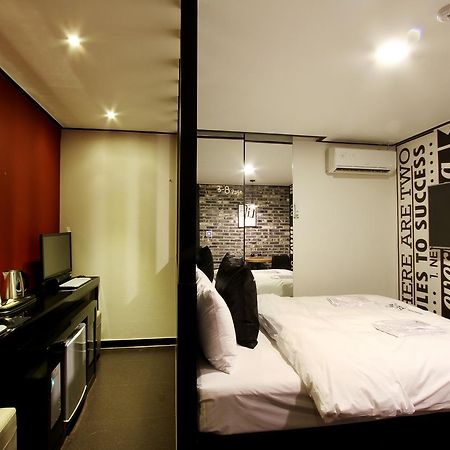 Daejeon Page Hotel Exterior foto